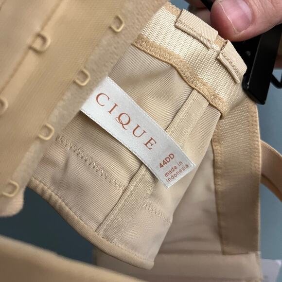 NWT Cacique Boost Bra - Missing One Strap - Picture 4 of 4